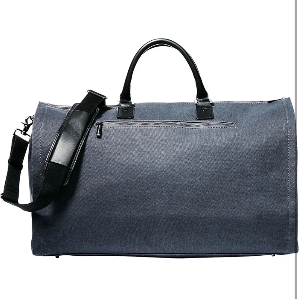 NWOT!! HOOK & ALBERT Garment Weekender Bag